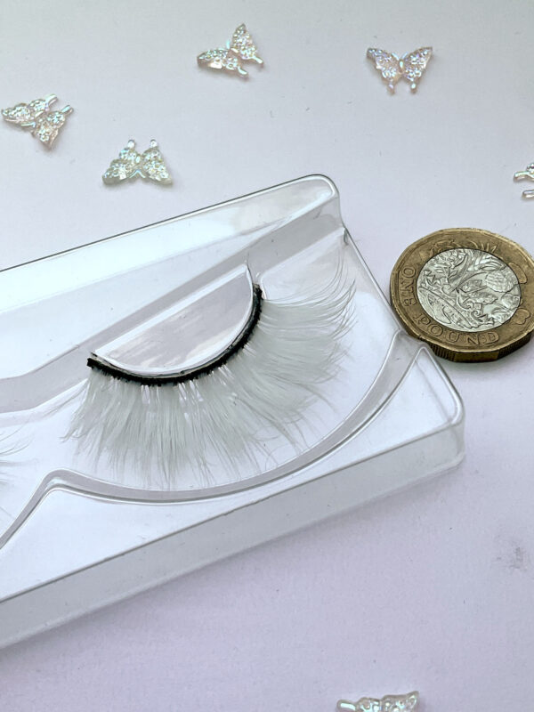 New Diamond Pearl Stacker Lash in White - Image 6