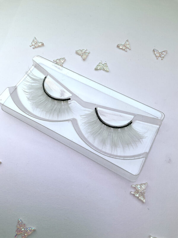 New Diamond Pearl Stacker Lash in White - Image 2