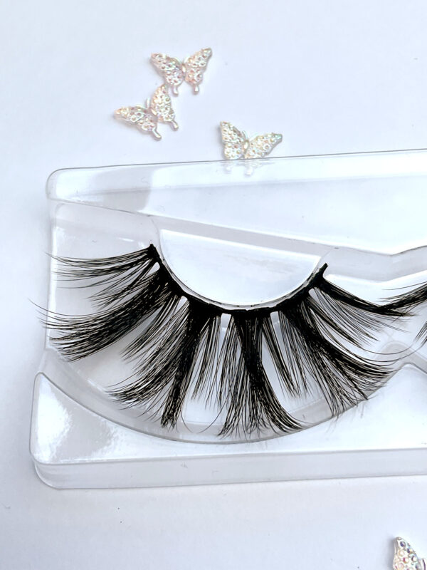 Eleanor Black 25mm Jumbo False Lashes - Image 4