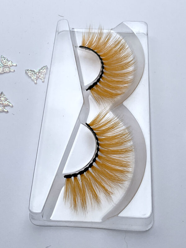 Diamond Pearl Stacker Lash in Halloween Orange - Image 4