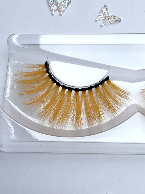 Diamond Pearl Stacker Lash in Halloween Orange - Image 3