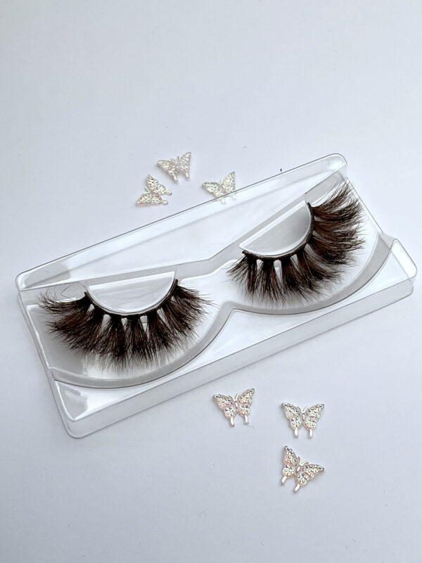 Turin Chocolate Brown False Lashes