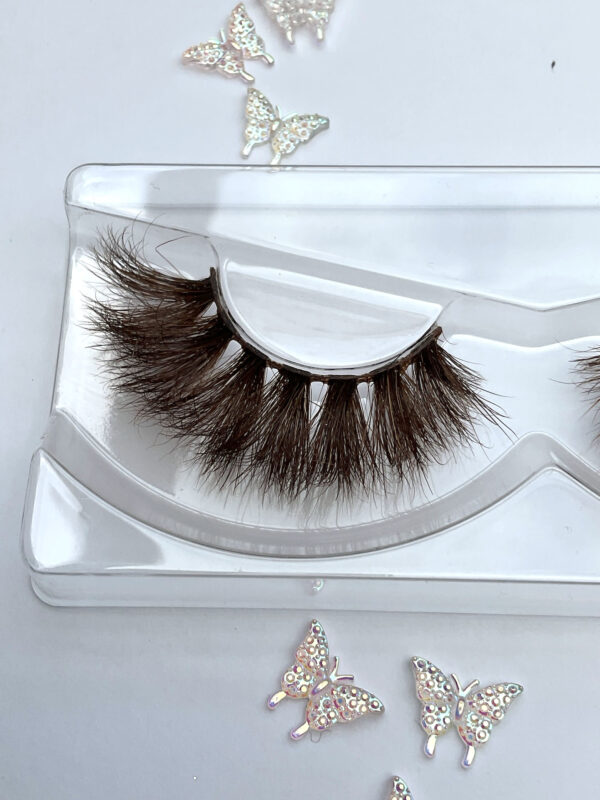 Turin Chocolate Brown False Lashes - Image 3