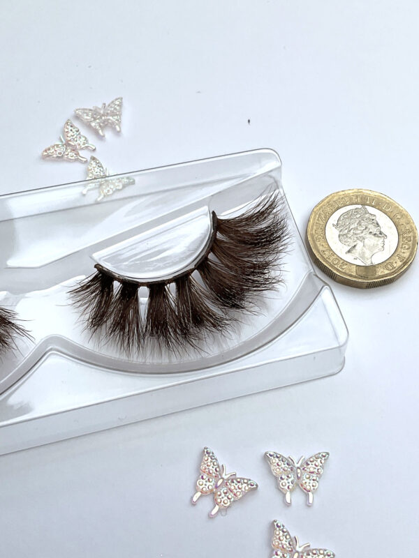 Turin Chocolate Brown False Lashes - Image 6