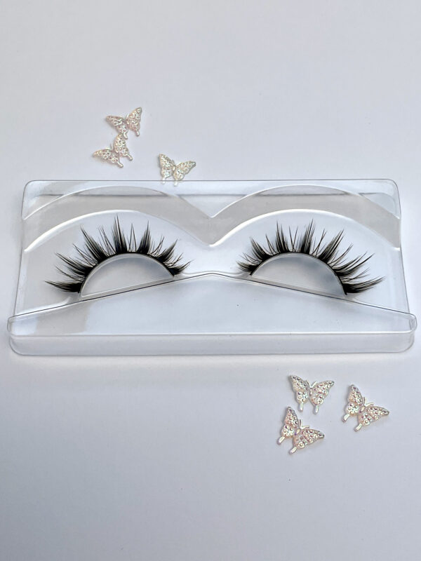 Willow Black False Lashes Eyelashes - Image 5