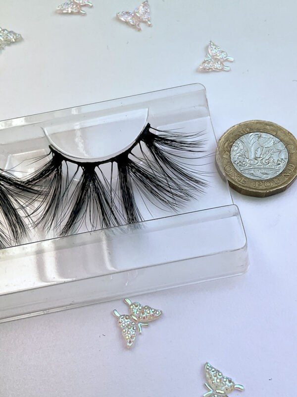 Divine Black Spiky False Lashes 20-25mm - Image 6