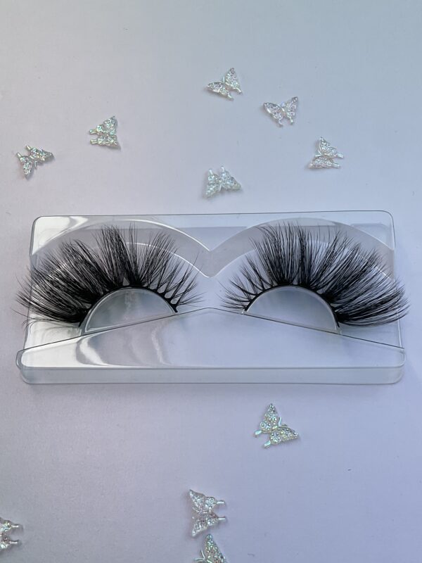 Dita Black Jumbo False Lashes 25mm - Image 6