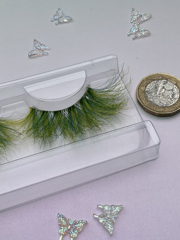 Gislaine Green and Yellow Jumbo False Lashes 25mm - Image 5