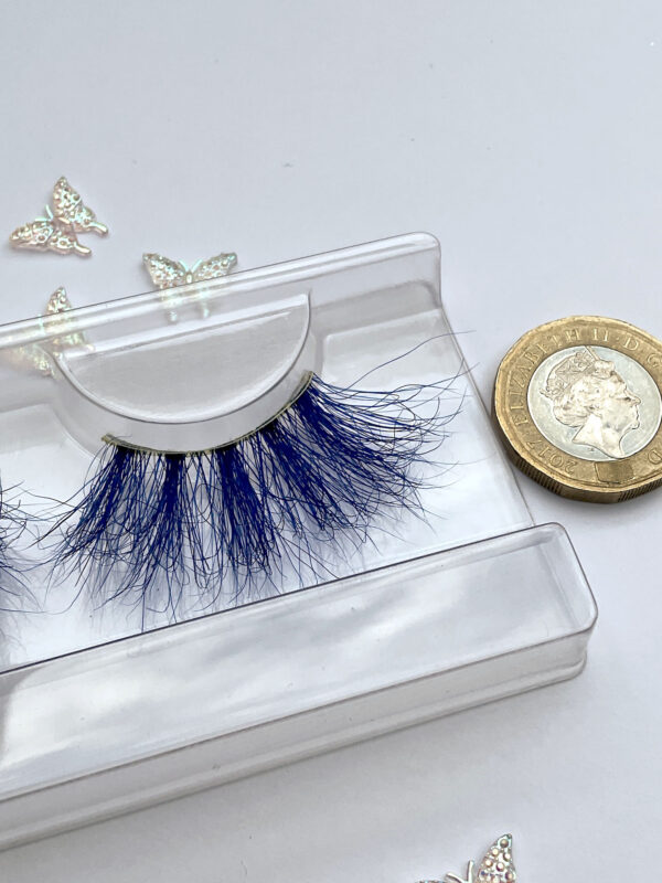 Liz Royal Blue Jumbo False Lashes 25mm - Image 6