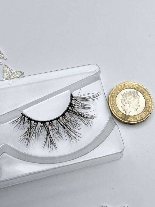 Mysti Black Medium Spiky False Lashes - Image 6