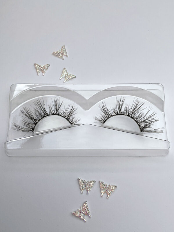 Mysti Black Medium Spiky False Lashes - Image 5