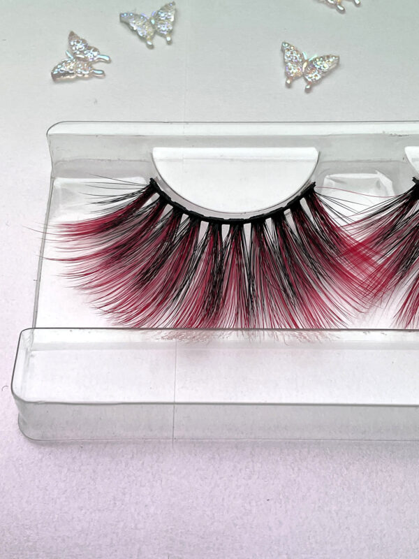 Russell Red Tipped Black Jumbo False Lashes - Image 3