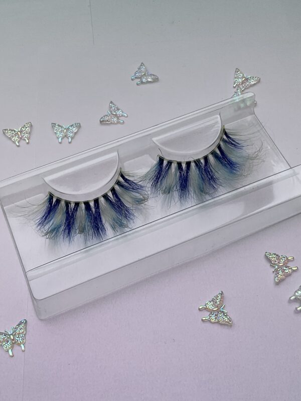 Sonia Blue and Off White Jumbo False Lashes Eyelashes 25mm