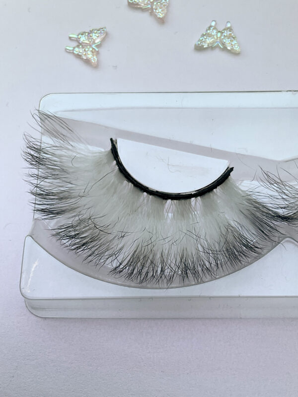 Winterrose White and Black False Lashes Eyelashes - Image 4