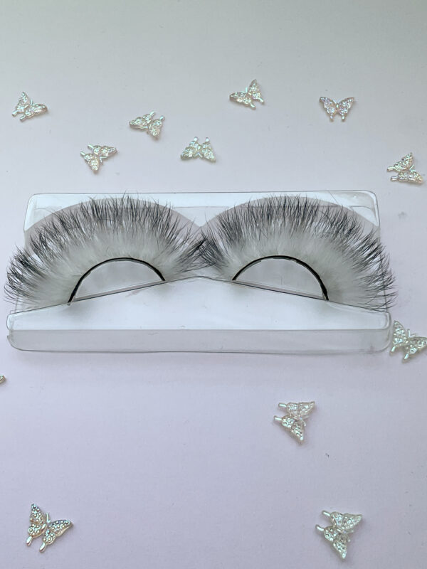 Winterrose White and Black False Lashes Eyelashes - Image 6