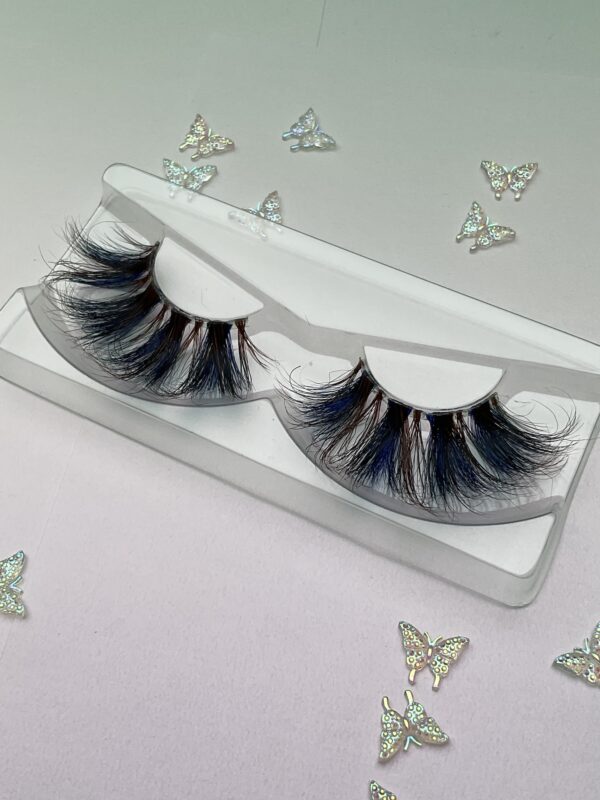 Bella Blue and Brown 25mm False Lashes - Image 2