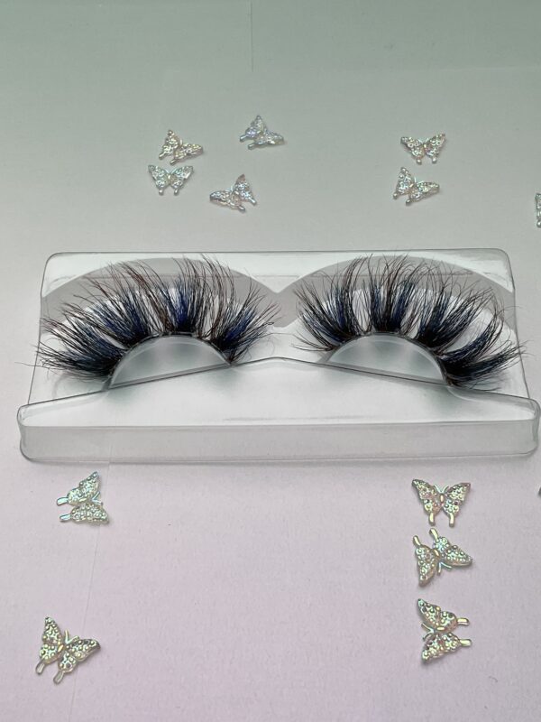 Bella Blue and Brown 25mm False Lashes - Image 4