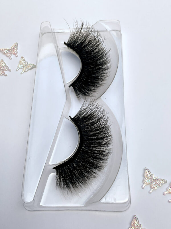 Donna Extra Volume False Eye Lashes - Image 3