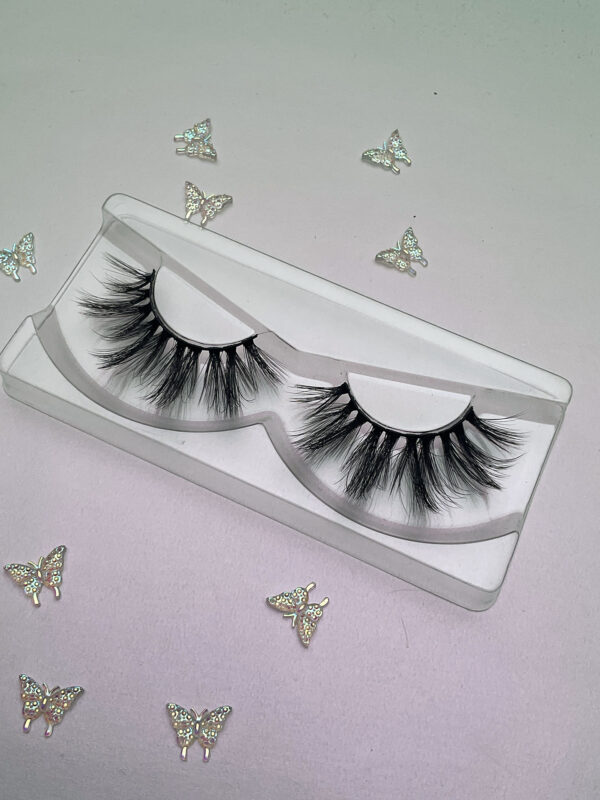 Farrah Black Spiky False Lashes 15mm - Image 2