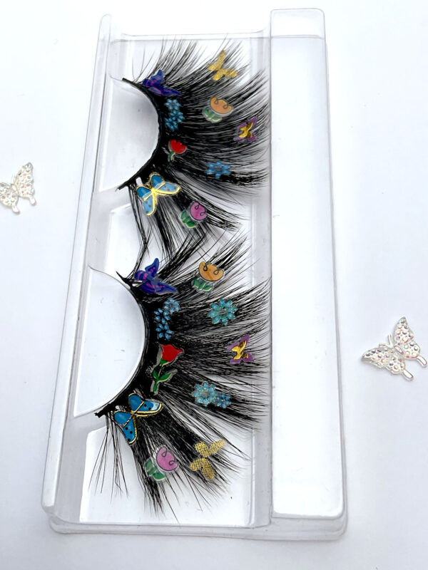 Flitter False Lashes with Flowers and Butterflies - Image 4