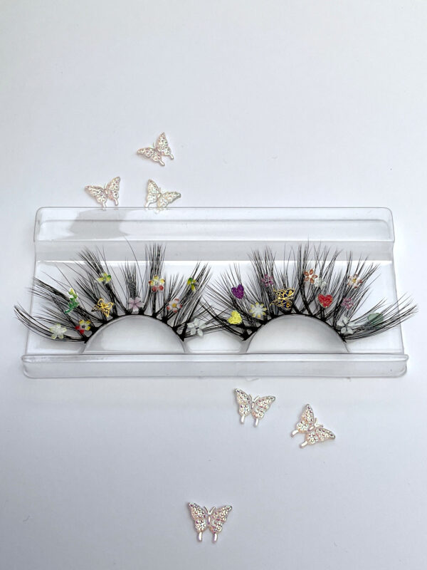 Flutter False Lashes with Flowers and Butterflies - Image 5