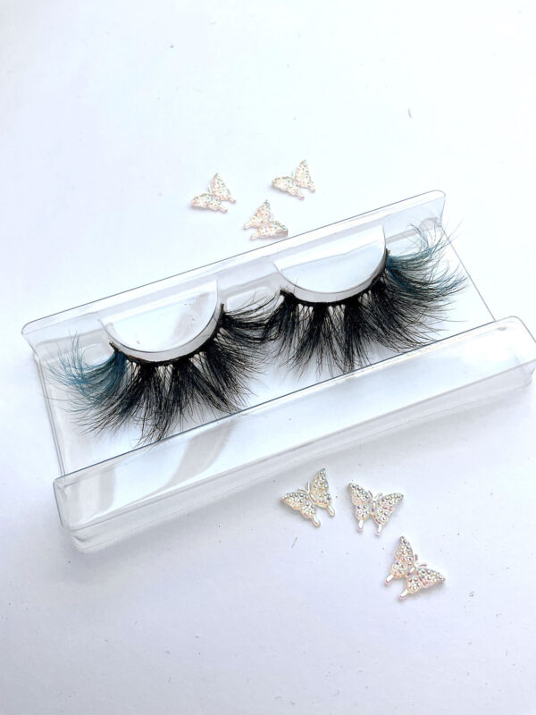 Skylar Black and Bright Blue 25mm False Lashes