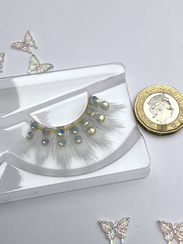 Wilma Bedazzled White False Lashes - Image 6