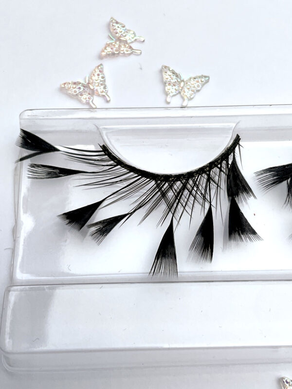 Prestige Fancy Black Feather False Lashes - Image 3