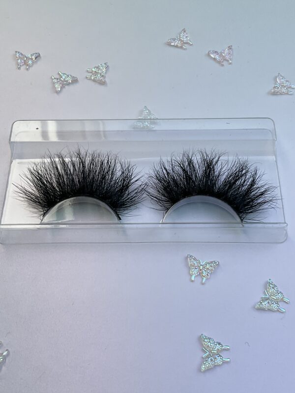 Oletha 25-30mm Black False Lashes - Image 6