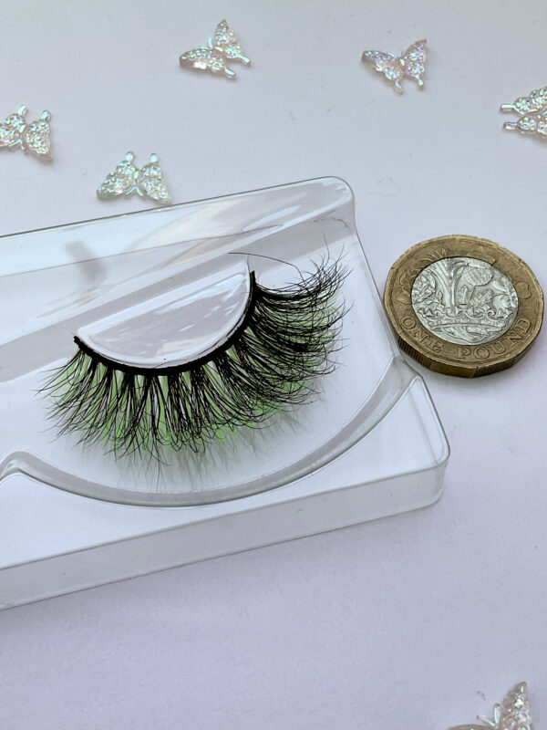 Eden 15-20mm Black and Green False Lashes - Image 2