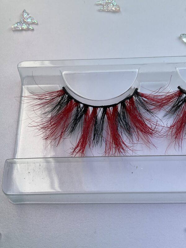 Ruthie Red and Black Jumbo False Lashes - Image 4