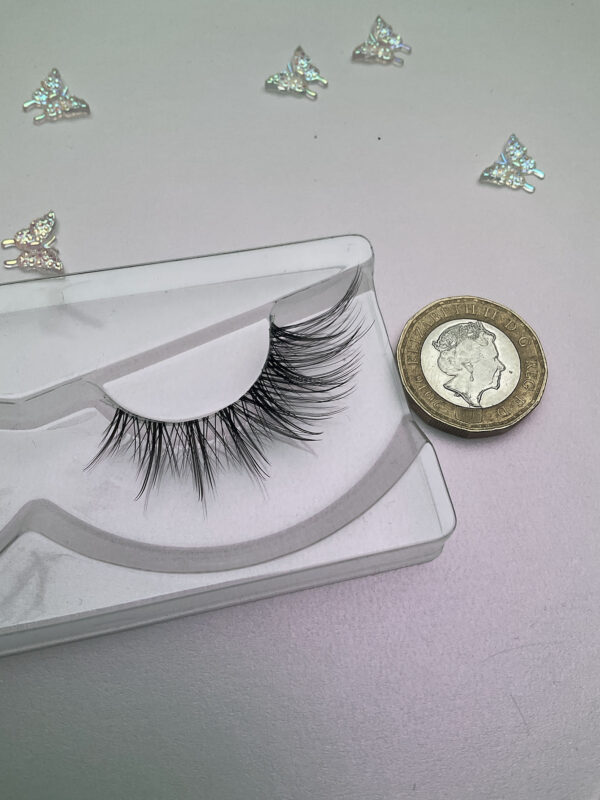 Jennifer "Russian Winged" Black False Lashes Eyelashes - Image 6