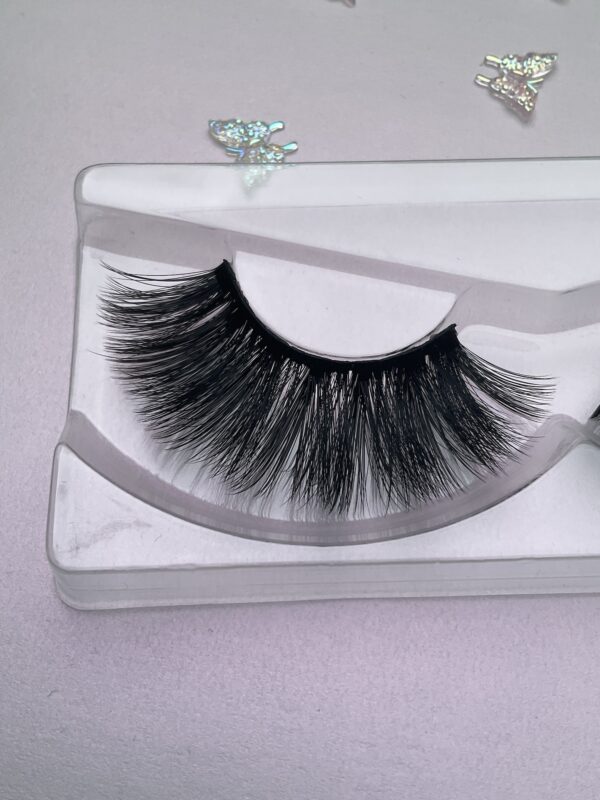 Cilla Black False Lashes Eyelashes 20-25mm - Image 4