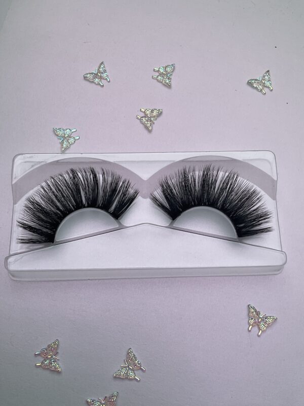 Cilla Black False Lashes Eyelashes 20-25mm - Image 5