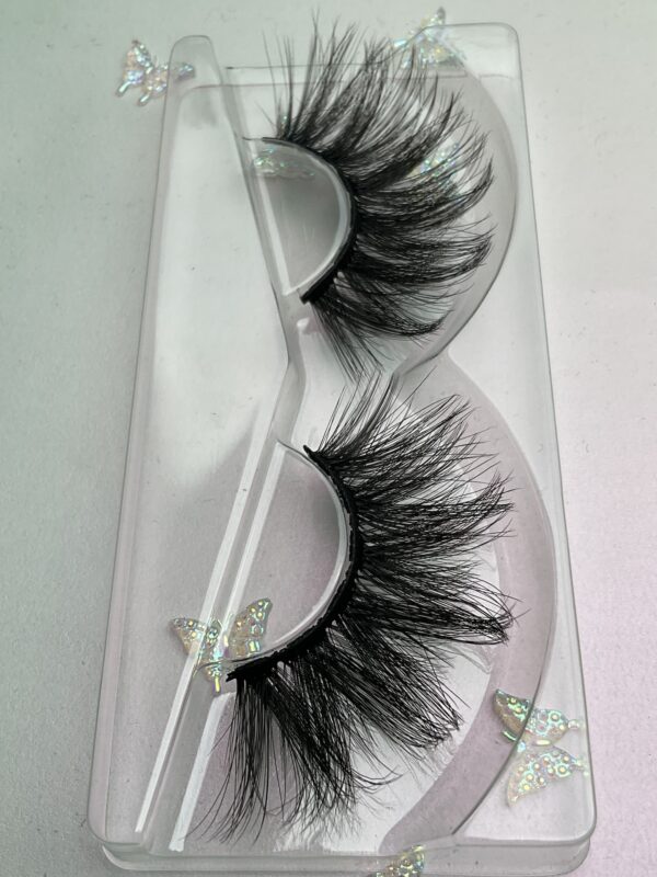 Loreen Black False Lashes Eyelashes 25mm - Image 3