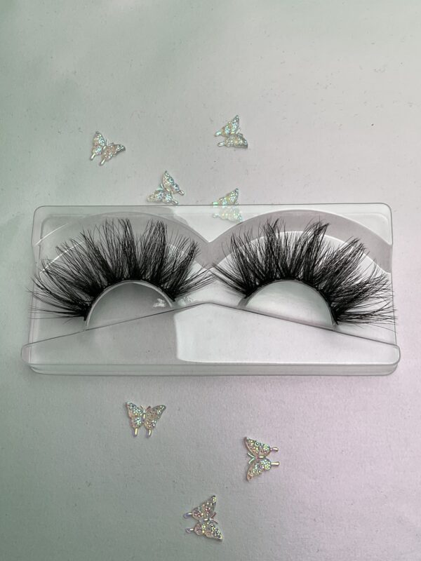 Loreen Black False Lashes Eyelashes 25mm - Image 5