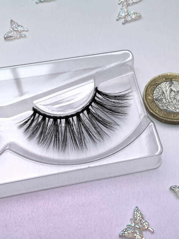 Mademoiselle Vegan False Lashes - Image 6