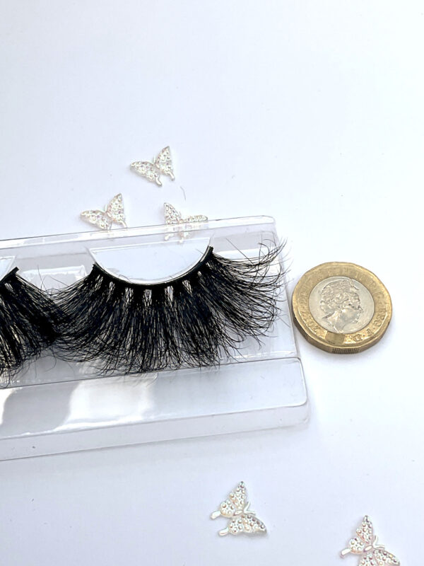 Liesel Giant 3D 30mm Black False Lashes - Image 6